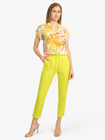 APART Skinny Pleat-Front Pants in Yellow