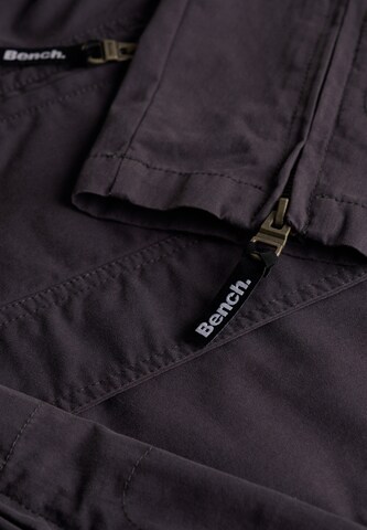 BENCH Tussenjas 'Bench X Superdry & Co' in Grijs
