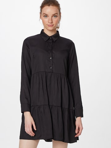 NU-IN - Vestido camisero en negro: frente