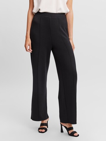 VERO MODA Loosefit Broek 'Silky' in Zwart: voorkant