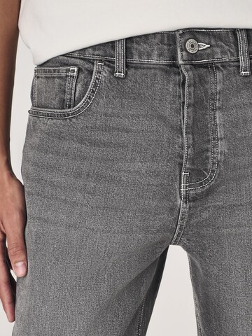 Regular Jean Next en gris