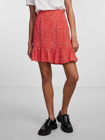 PIECES - Falda 'NYA' en rojo: frente