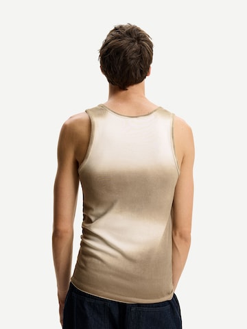T-Shirt Bershka en beige