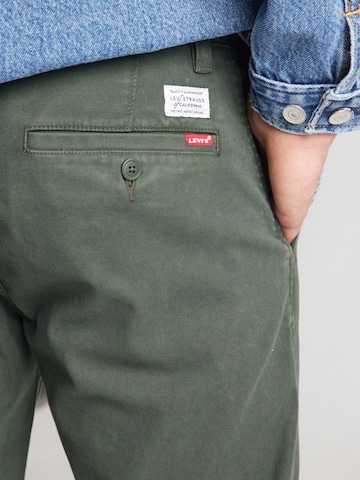 LEVI'S ® Tapered Lærredsbukser 'XX Chino Standard' i grøn