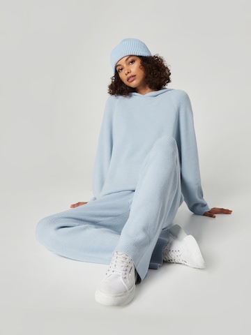 Pullover 'Laila' di LENI KLUM x ABOUT YOU in blu