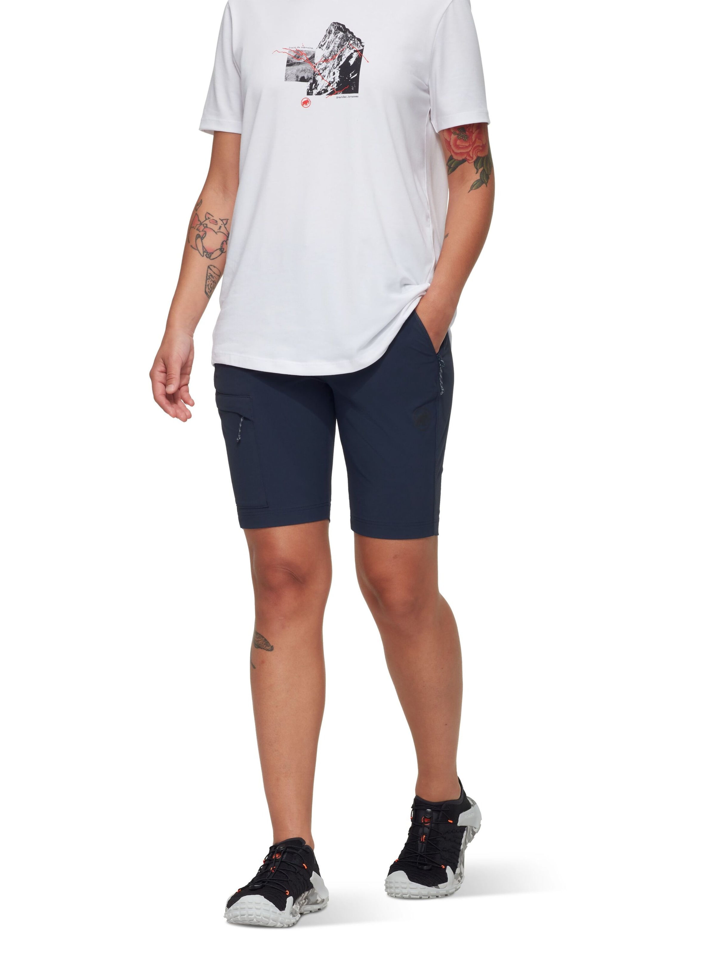 MAMMUT Slim fit Athletic Pants in Blue: front