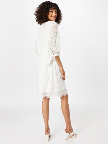 Robe de cocktail SWING en blanc