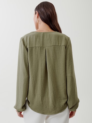 Tussah Blouse in Green: back