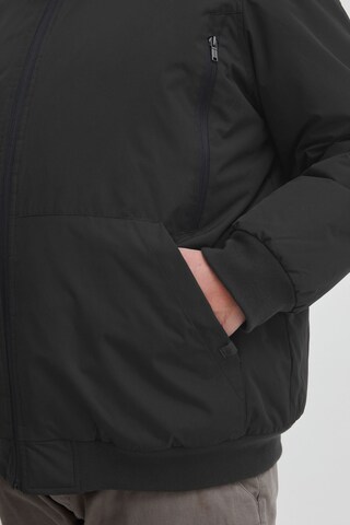 BLEND - Casaco de inverno 'Eleon' em preto