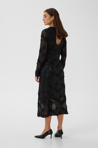 CULTURE - Vestido em preto