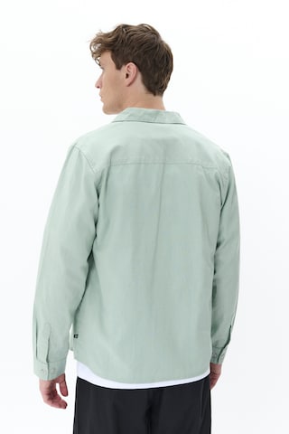Coupe regular Chemise 'Barto' Matinique en vert