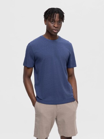 T-Shirt 'ASPEN' SELECTED HOMME en bleu : devant