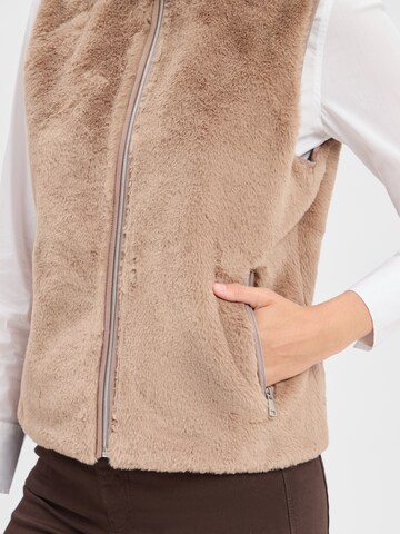 Marie Lund Vest in Beige