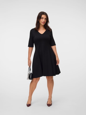 Vero Moda Curve Dress 'VMSmilla' in Black