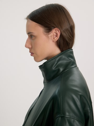 EDITED - Chaqueta de entretiempo 'Paisley' en verde