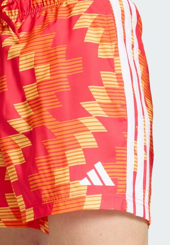 ADIDAS SPORTSWEAR - Bermudas en naranja
