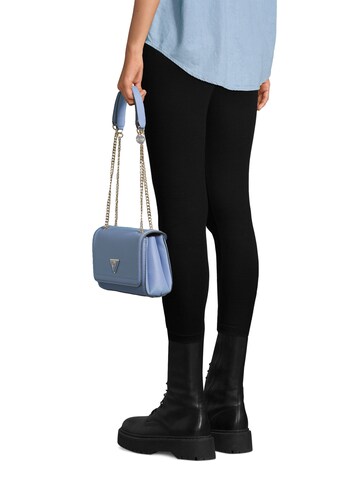 Borsa a spalla 'Noelle' di GUESS in blu