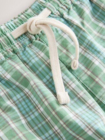 Largi Pantaloni de la Next pe verde