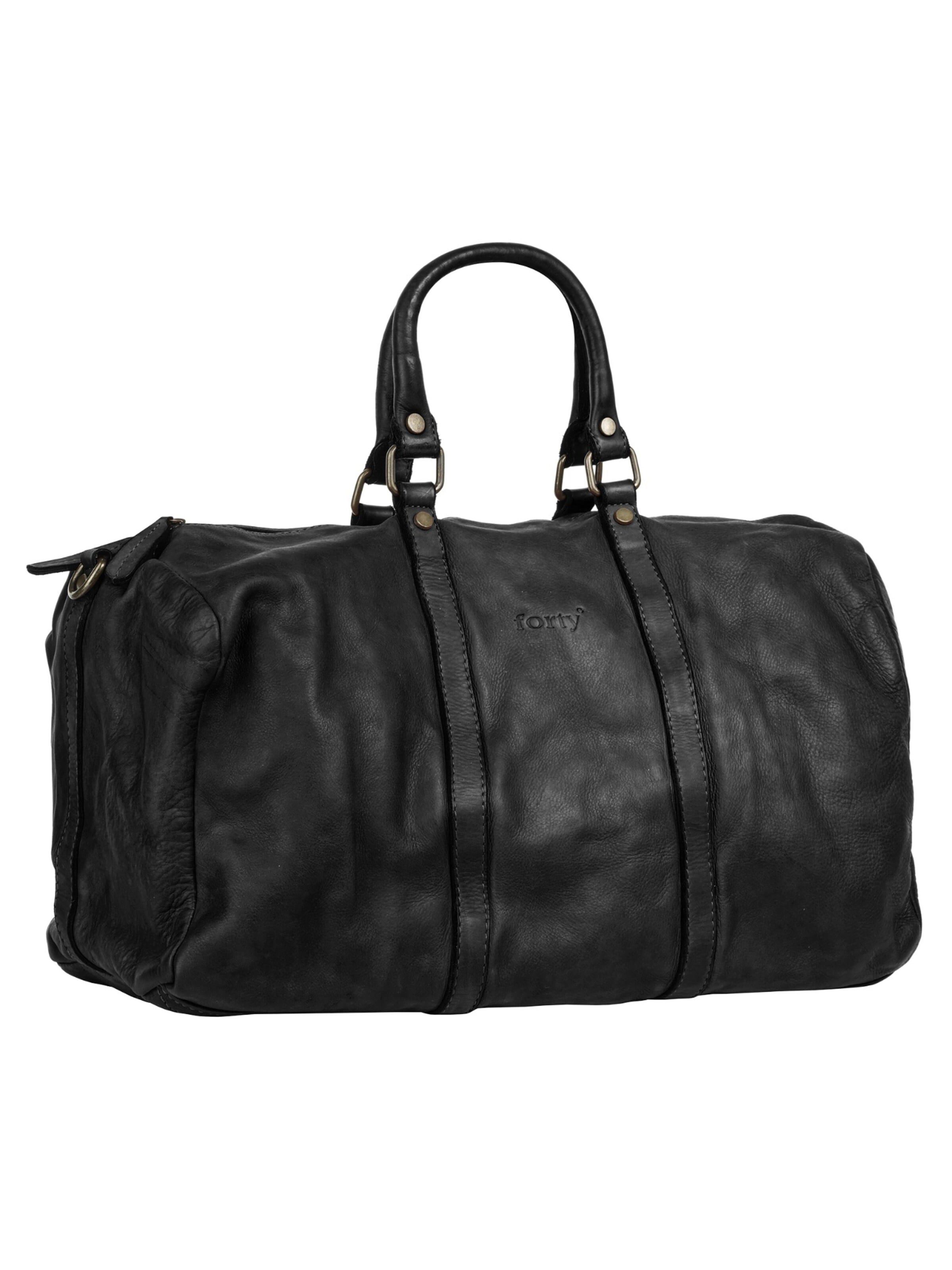 forty° Travel Bag in Black: front