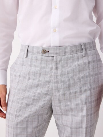 Next Regular Hose in Grau