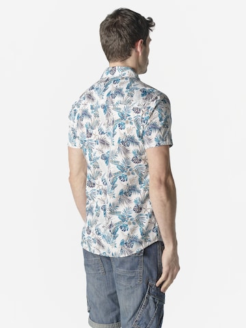 Coupe regular Chemise KOROSHI en blanc