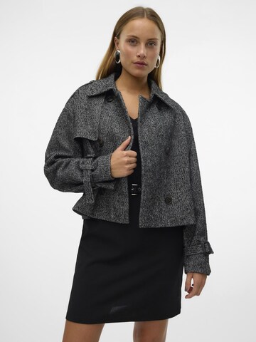 Veste mi-saison VERO MODA en noir