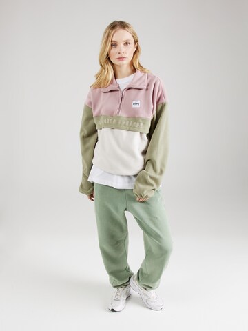 Eivy Athletic Sweater in Pink