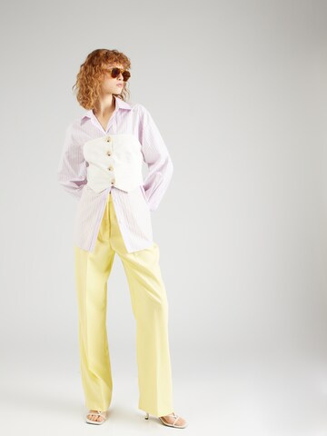 Peppercorn Loose fit Pleated Pants 'Ginette' in Yellow