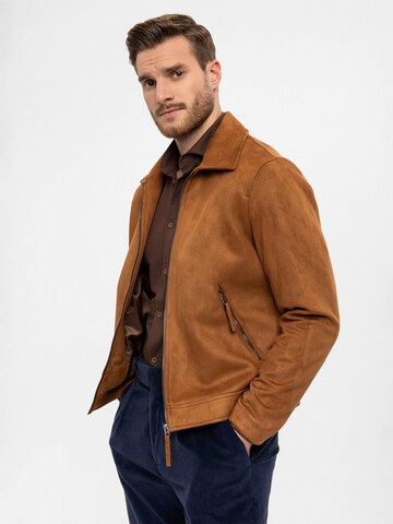 Antioch Between-season jacket in Brown