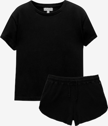 Pantaloni scurți de la Pull&Bear pe negru: față