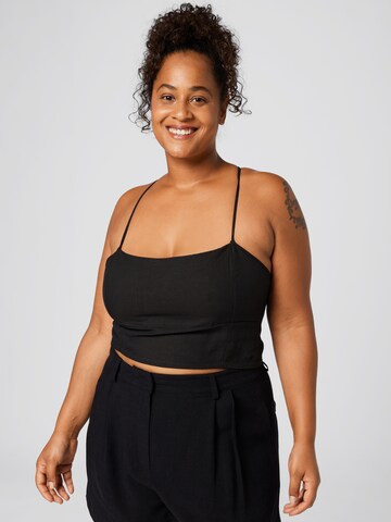 A LOT LESS Top 'Leandra' in Black