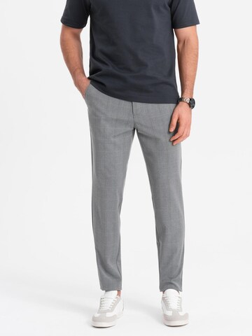 Ombre Slim fit Pants in Grey: front