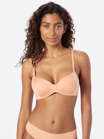 DKNY Intimates T-shirt Bra in Pink: front