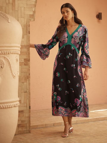 love & roses Dress in Brown