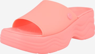 Crocs Mules in Pink: front