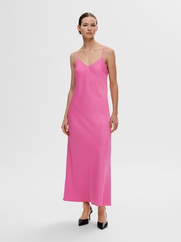 Robe SELECTED FEMME en rose : devant