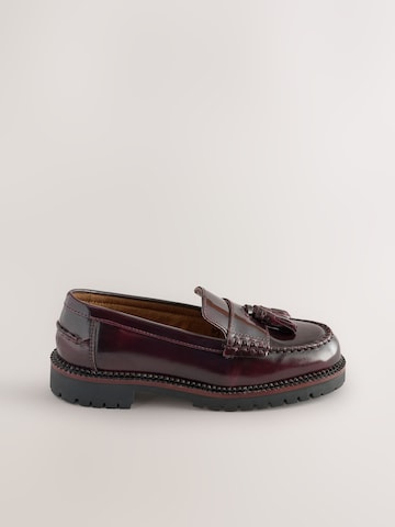 Next Flats in Red