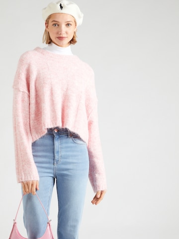 TOPSHOP Sweater in Pink: front