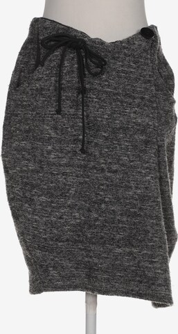 Tandem Skirt in XS in Grey: front