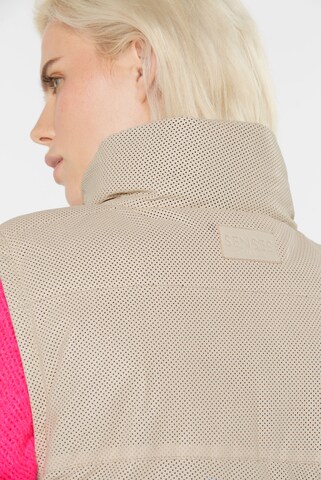 SENSES.THE LABEL Vest in Brown