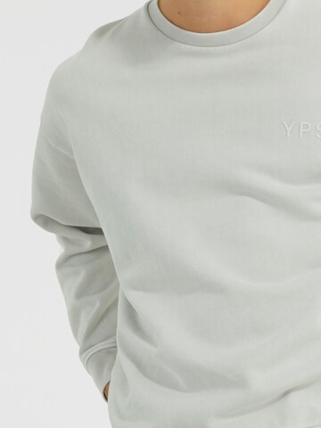 Young Poets Sweatshirt 'Ciel' in Grau