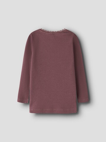 NAME IT Shirt 'NMFKAB' in Lila