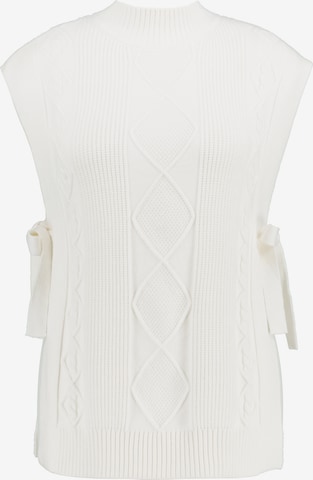 Ulla Popken Sweater in White: front