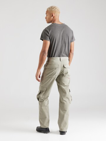 LEVI'S ® Ohlapna forma Kargo hlače | zelena barva