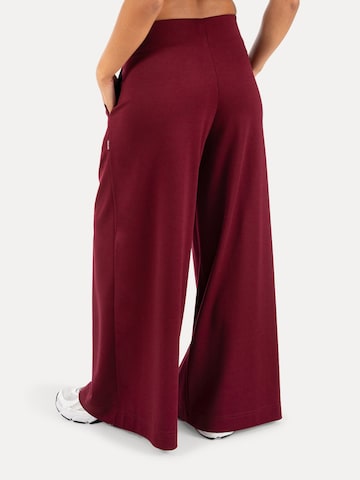 Smilodox Wide Leg Hose 'Vanea' in Rot