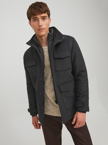 JACK & JONES - Chaqueta de entretiempo 'Parker' en negro: frente