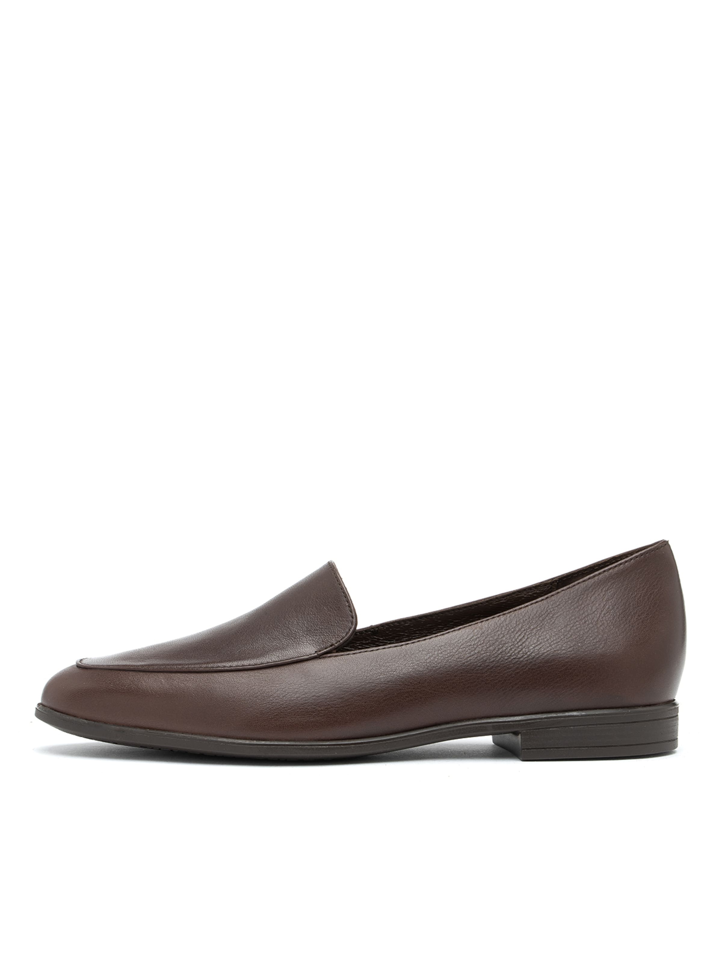 Chaussure basse RYŁKO en marron : devant