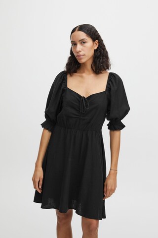 Robe d’été 'Falakka' b.young en noir : devant