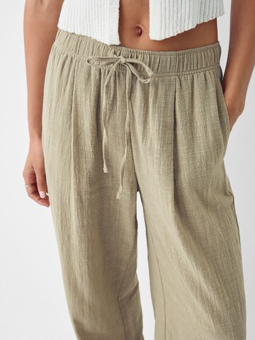 Bershka Wide Leg Hose in Beige