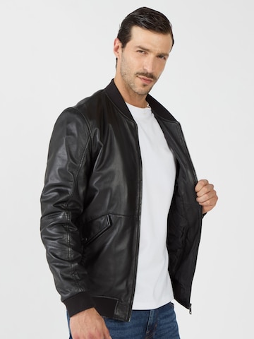 JCC Tussenjas in Zwart